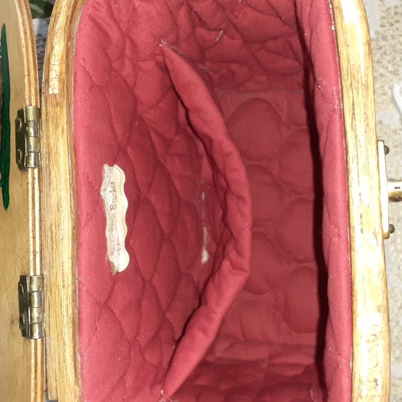 Hummel Woven Basket Bag with Vintage Illustration - Picture 10 of 10